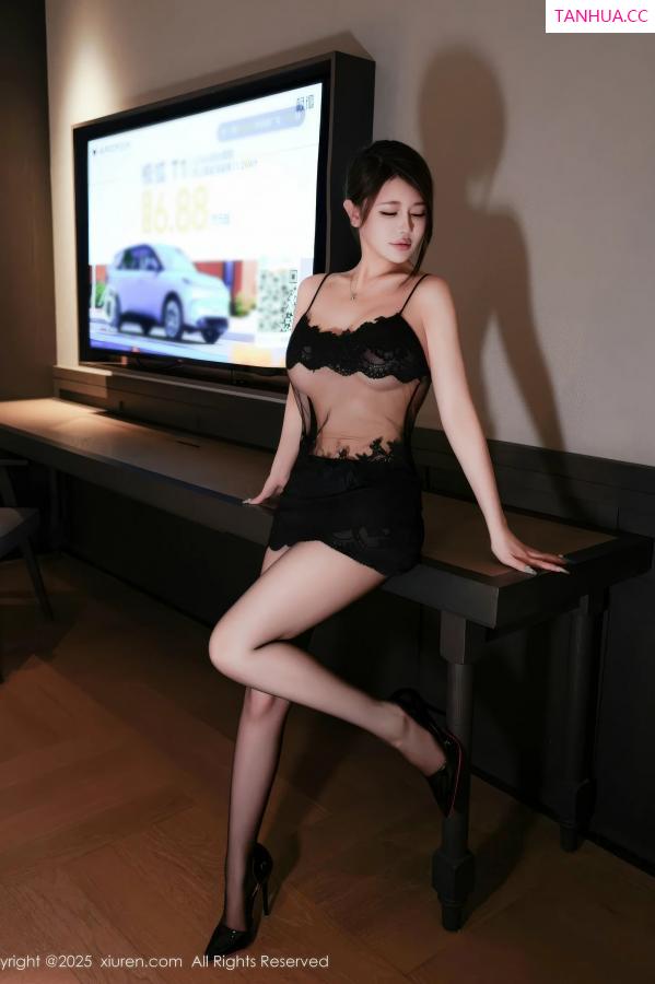 甜妮  [XiuRen]高清写真图 2025.10.30 No.10929 甜妮 情趣内衣第21张图片